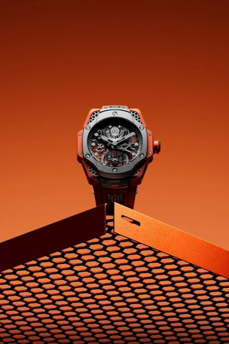 High-End E-Commerce Display