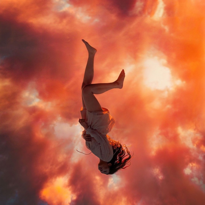 Narrative-Focused Suspension Sequences